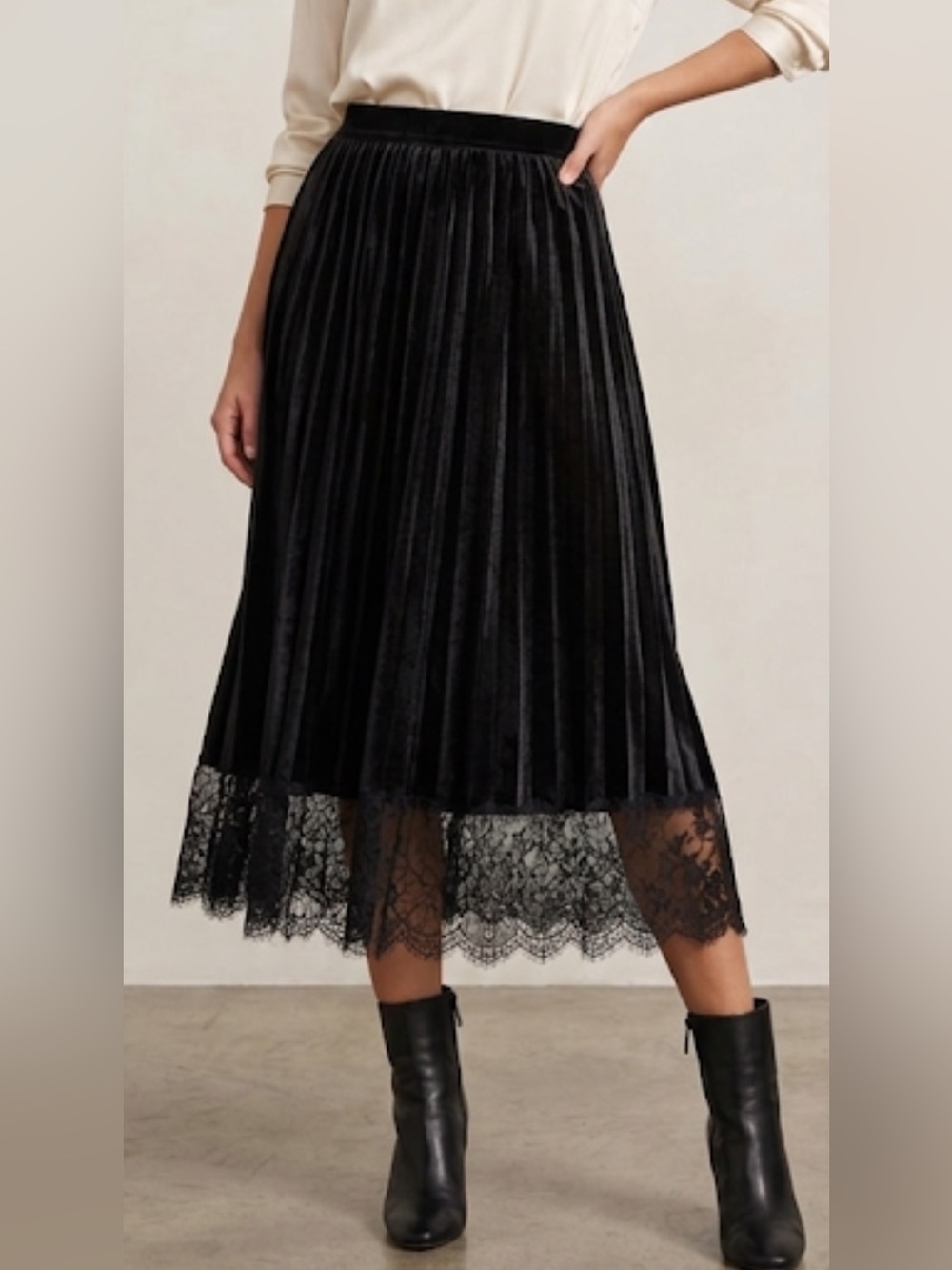 POL Black velvet Midi Skirt with Lace Hem small